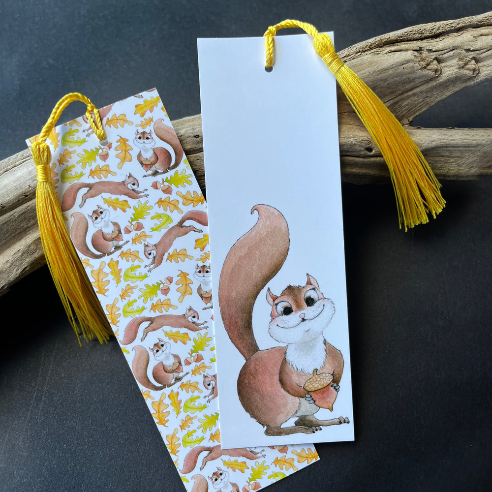 Bookmark - Squirrel and Oak Leaves Pattern